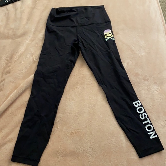 soulcycle Pants - NWT✩ LULULEMON | SOUL CYCLE CROP LEGGINGS